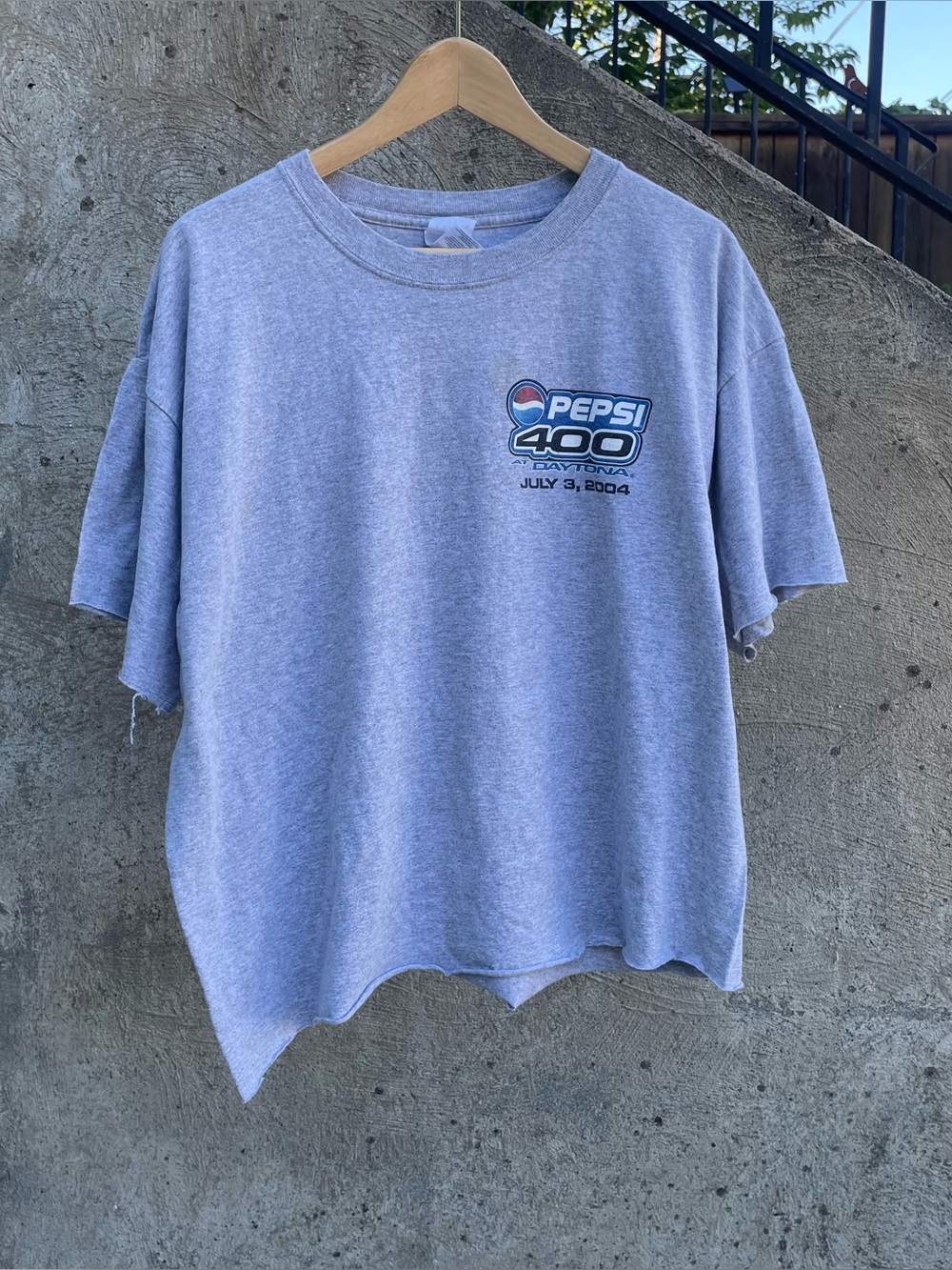 Y2k 2004 Pepsi Daytona NASCAR double sided racing tee cropped XL